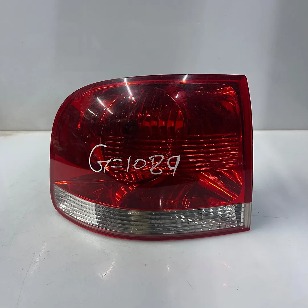 Tail Light (LH) - 2006 Volkswagen Touareg