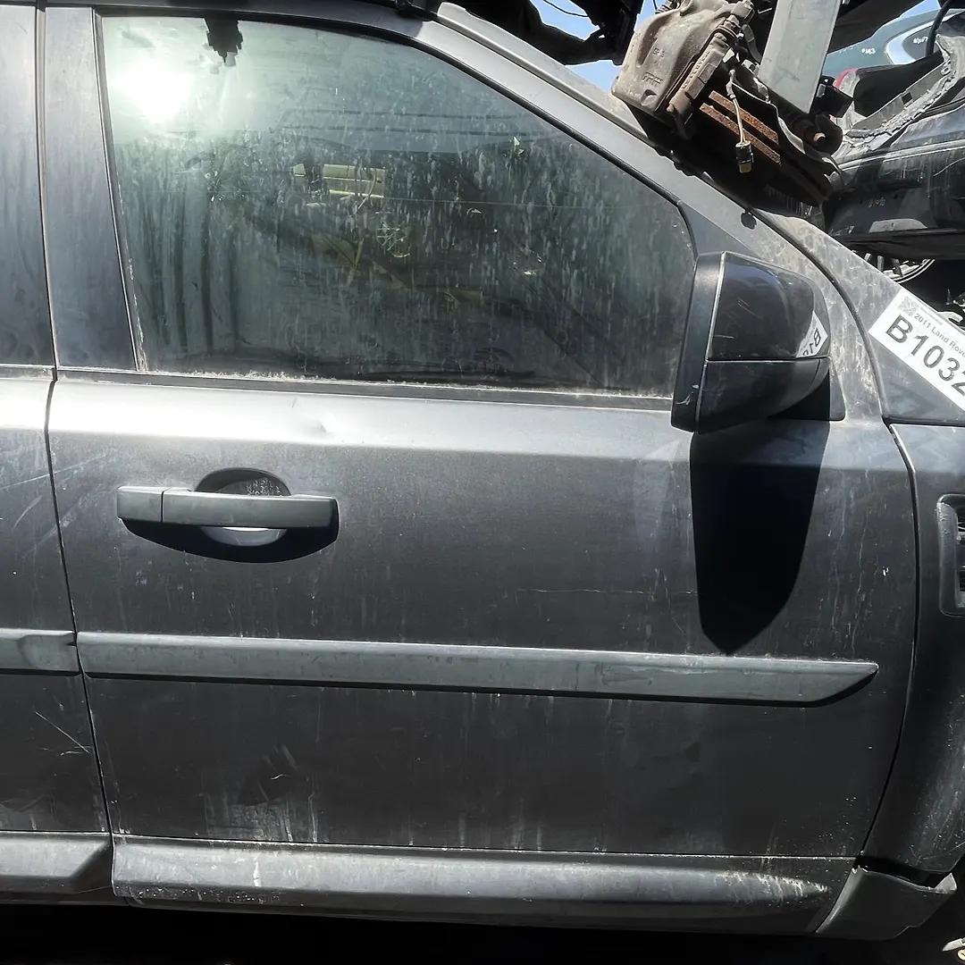 Door (RHF) - 2011 Land Rover LR2