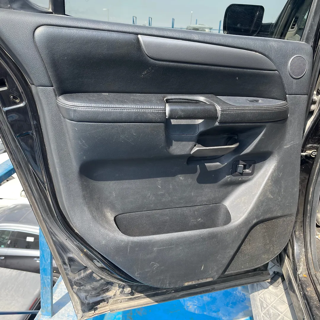 Door (LHB) - 2013 Nissan Armada