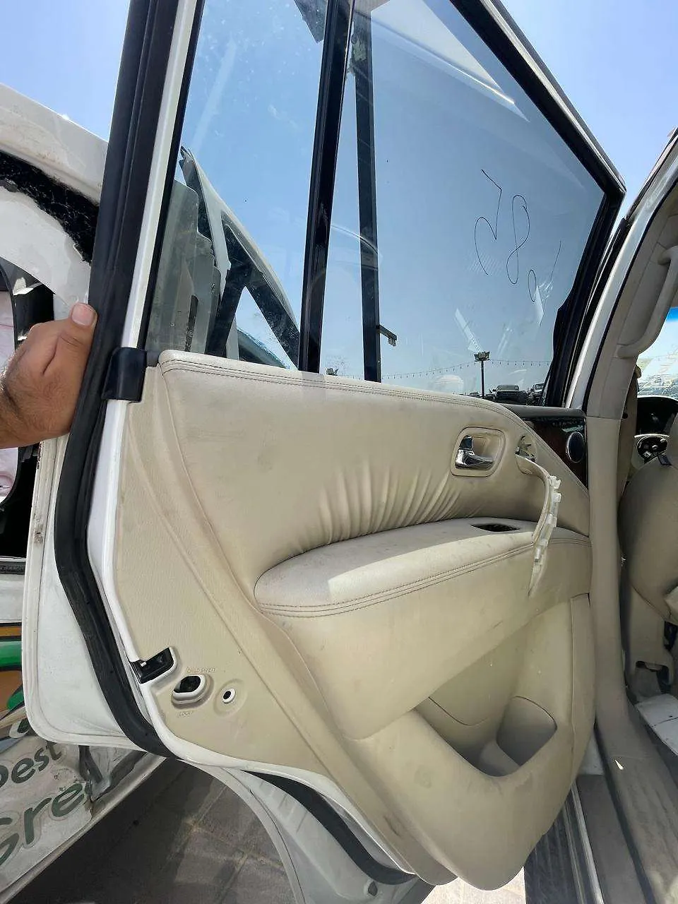 Door handle exterior (LHF) - 2013 Infiniti QX56