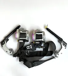 Seat belt rear - 2016 Ford Mustang I4 Coupe