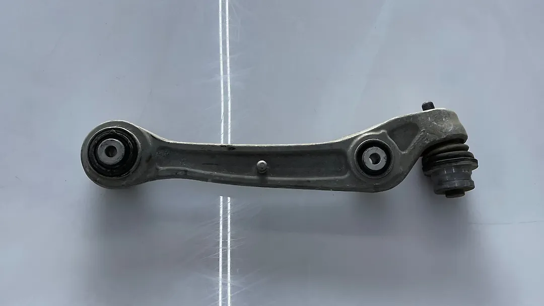 Lower arm (RH) - 2014 Audi A8 L