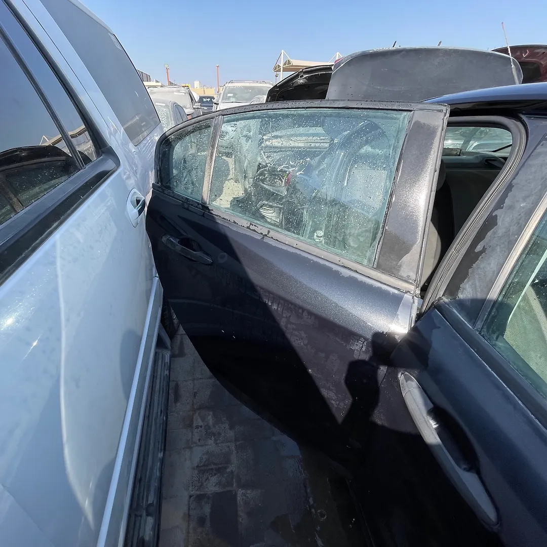 Door (RHB) - 2017 Dodge Neon