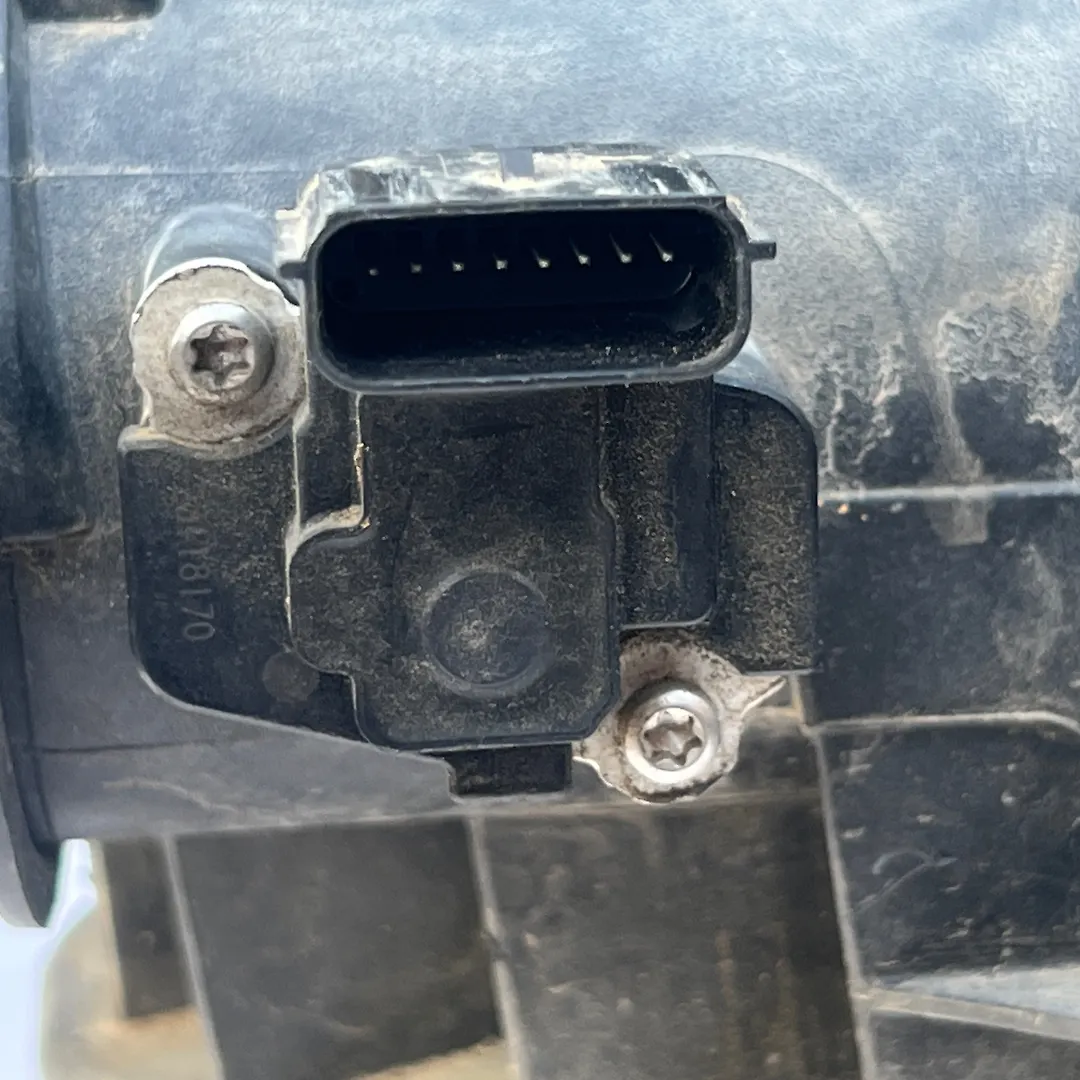 Air cleaner box - 2017 Chevrolet Impala