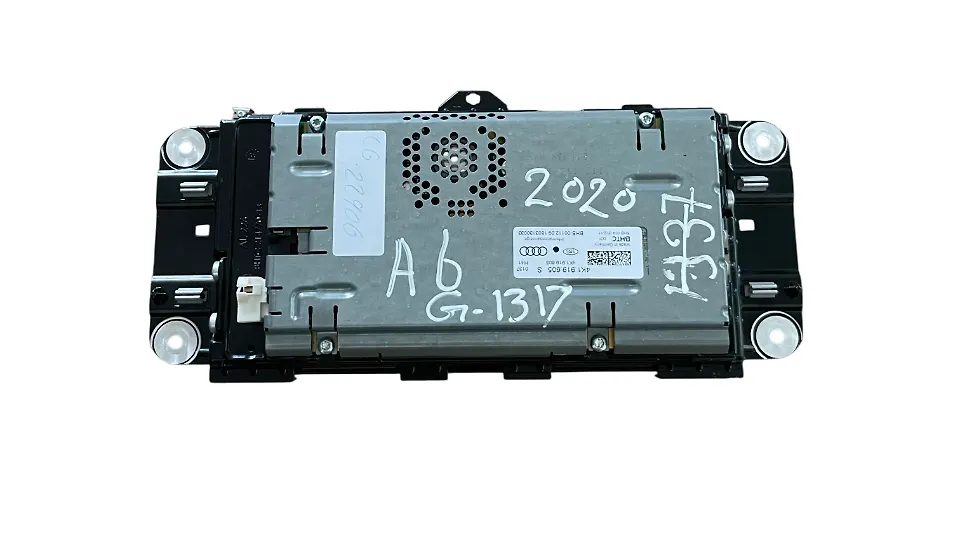 Info/GPS/TV Screen - 2020 Audi A6