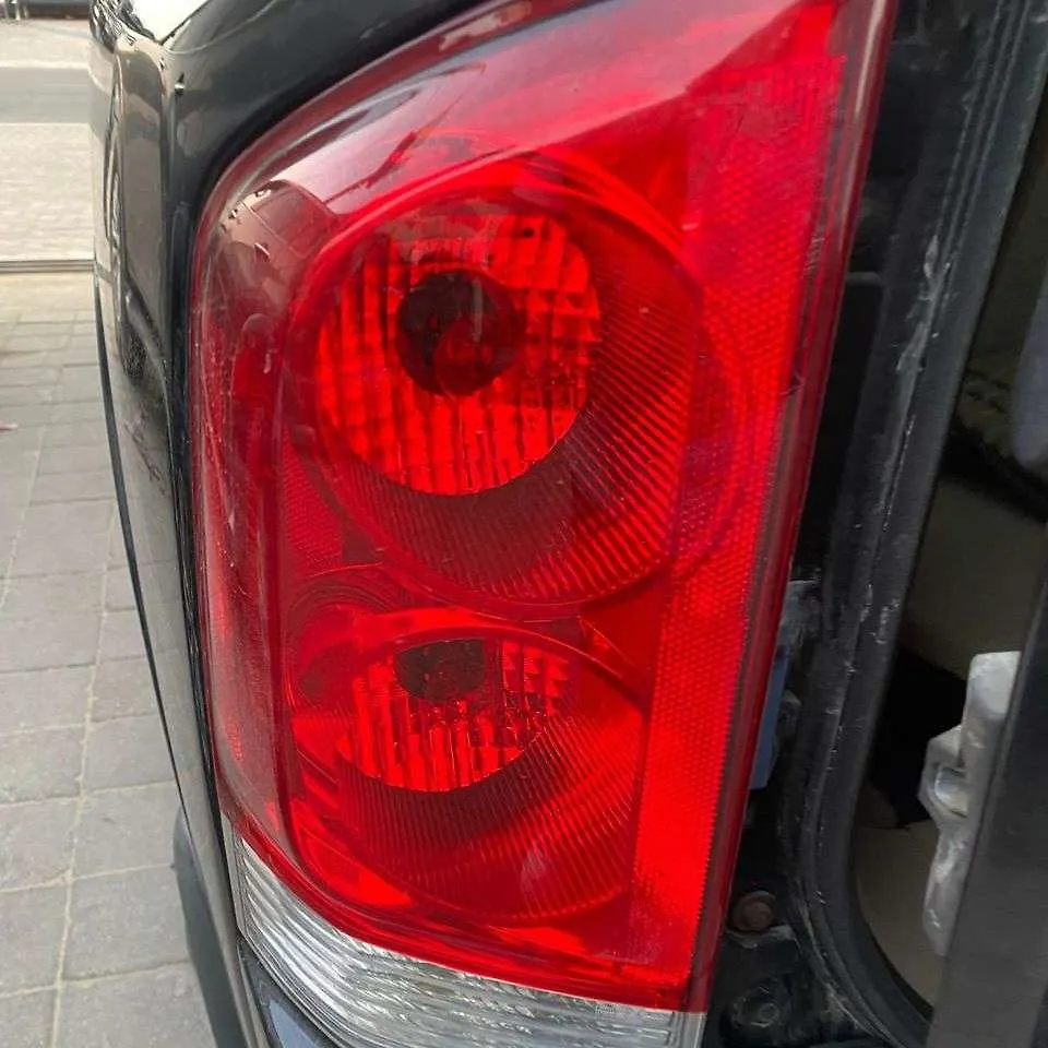 Tail Light (RH) - 2013 Nissan Armada