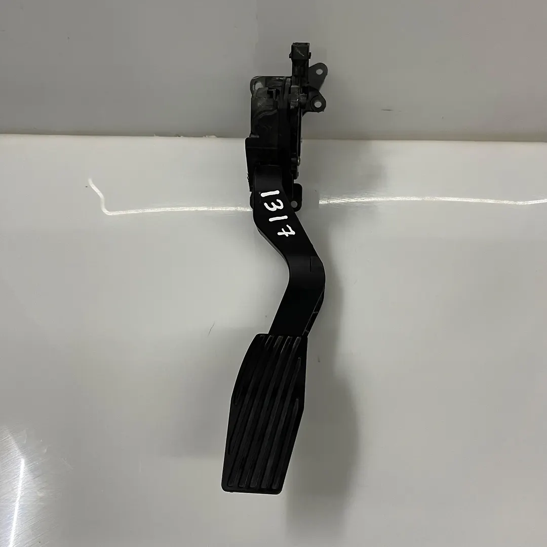 Accelerator pedal - 2012 Cadillac CTS