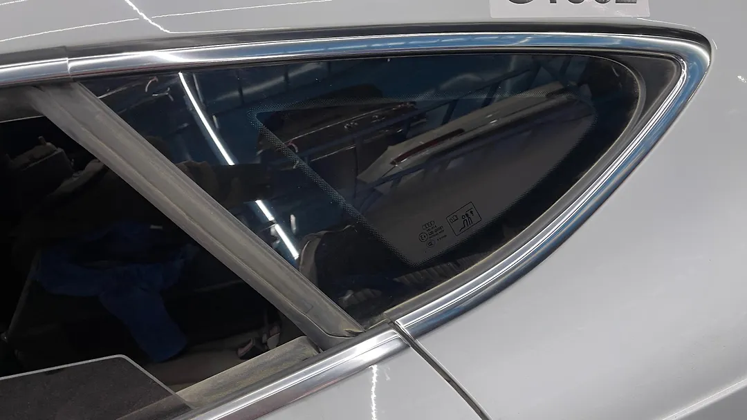 Quarter glass - 2017 Audi A7