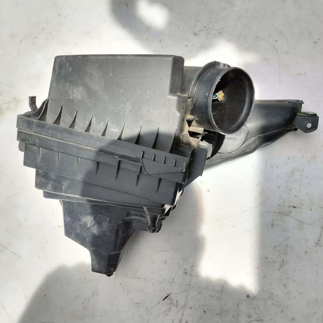 Air cleaner box - 2014 Lincoln MKZ