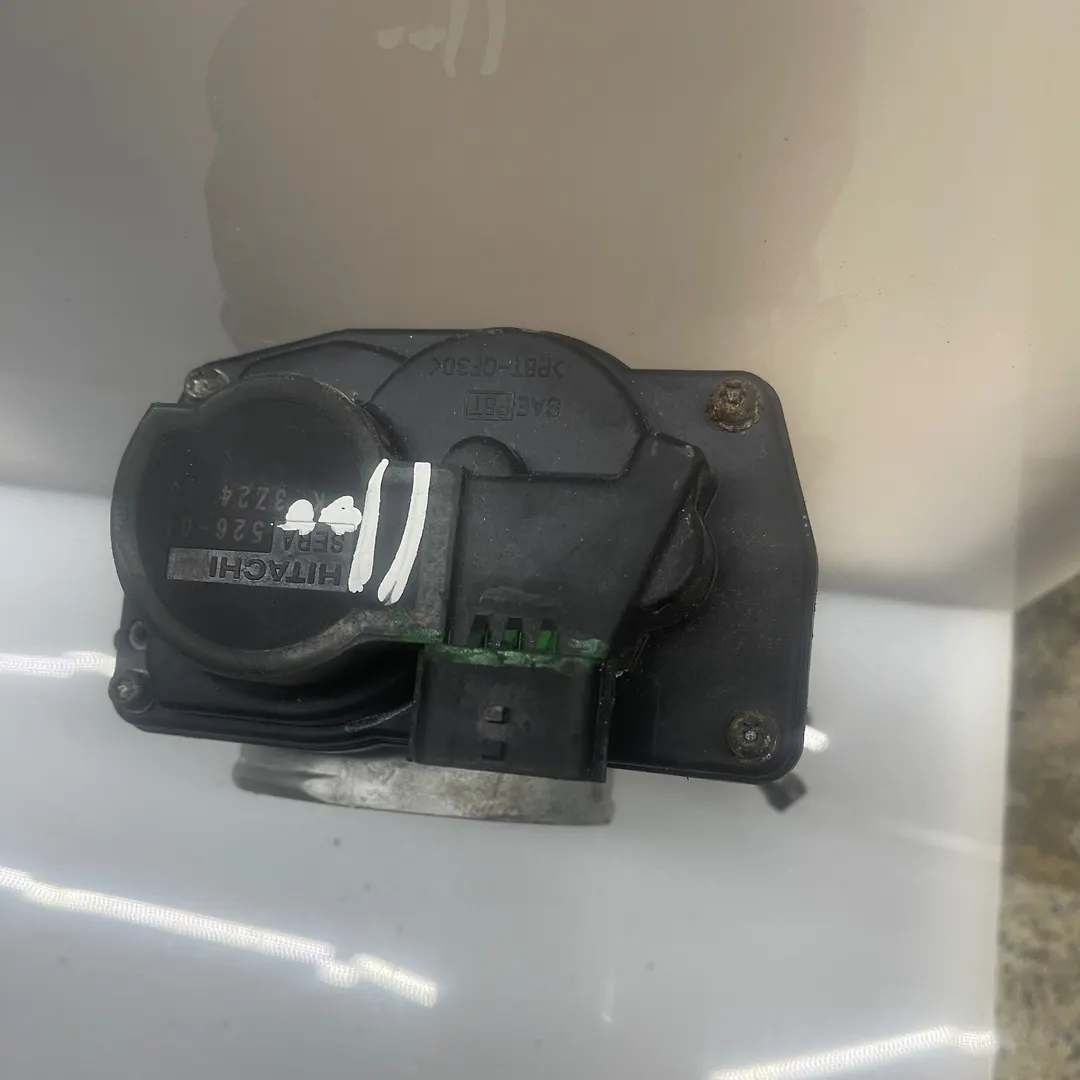 Throttle body - 2014 Nissan Pathfinder SE 3.5i