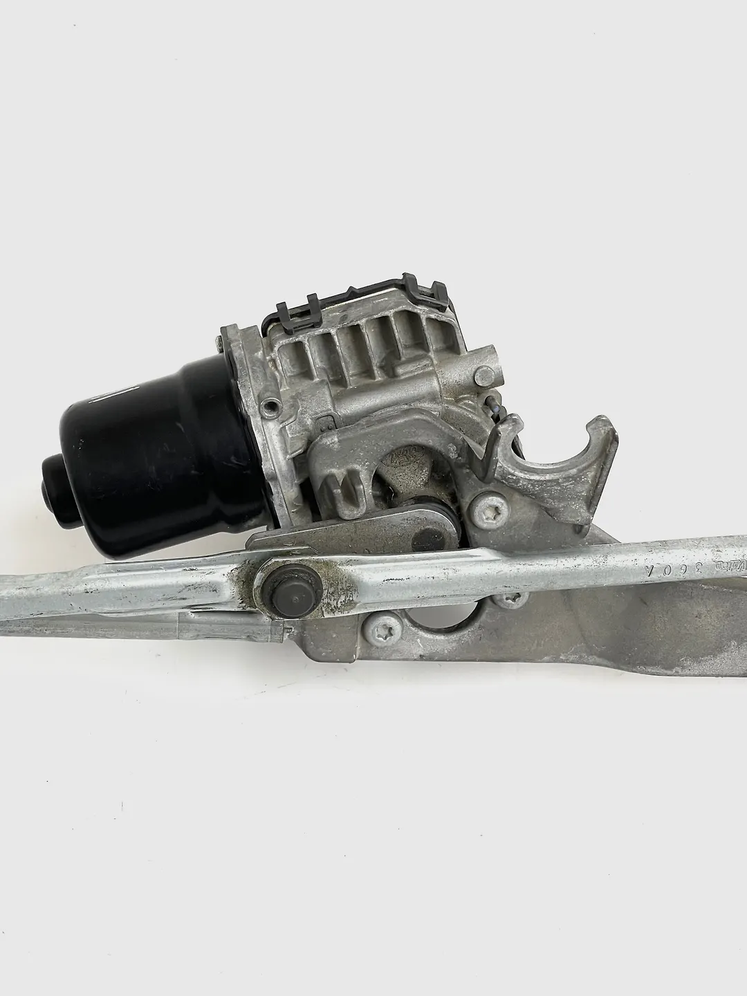 Windshield wiper motor - 2021 Ford Explorer XLT