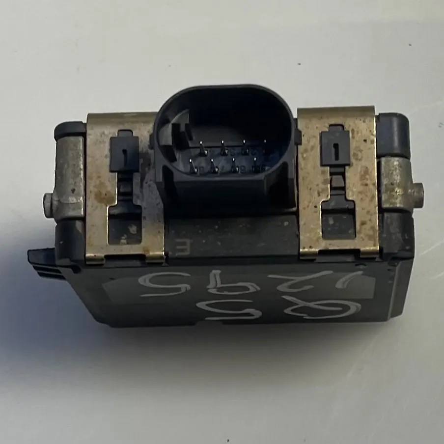 CRUISE CONTROL RADAR SENSOR  - 2018 Audi Q5