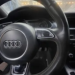 Steering wheel - 2015 Audi A4 Quattro