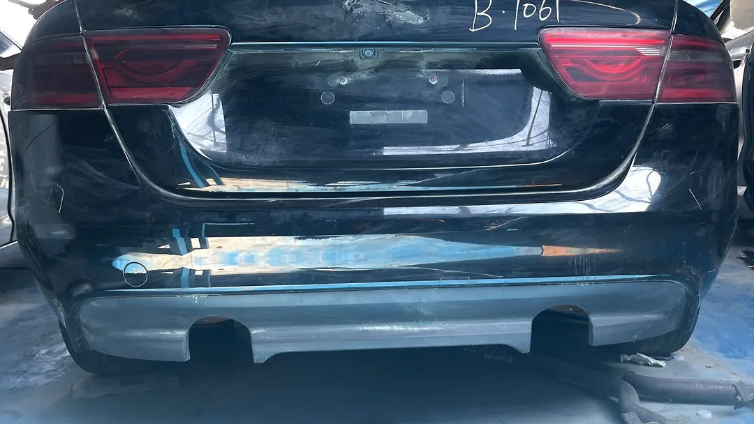 Rear Bumper - 2017 Jaguar XE