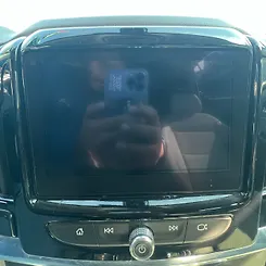 Info-gps-tv screen - 2020 Chevrolet Traverse