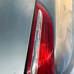 Tail light(RH)
