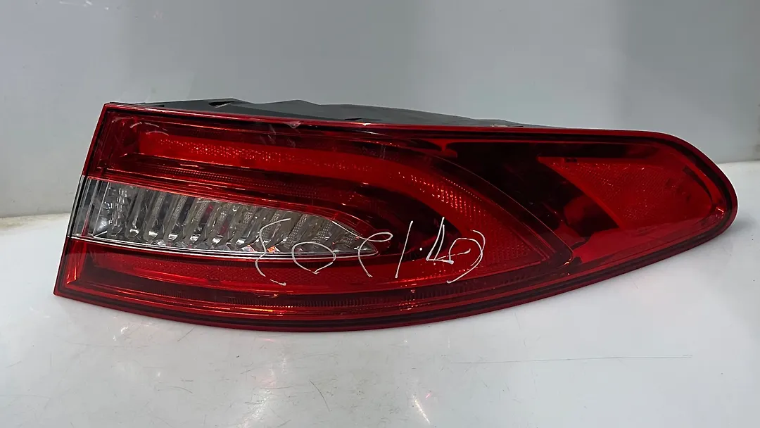 Tail Light (RH) - 2013 Jaguar XF