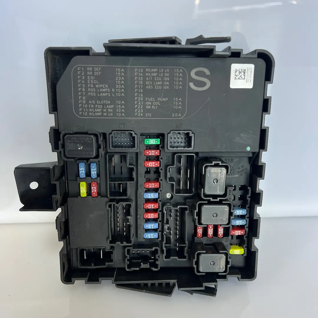 Fuse box - 2013 Infiniti QX56