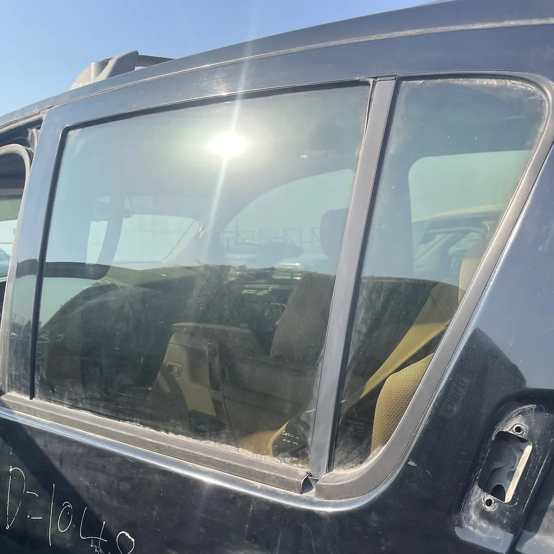 Door (LHB) - 2006 Nissan Armada