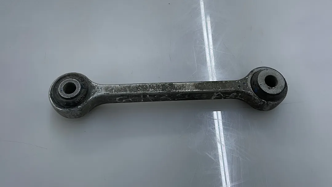 Upper arm (RH) - 2012 Audi A8