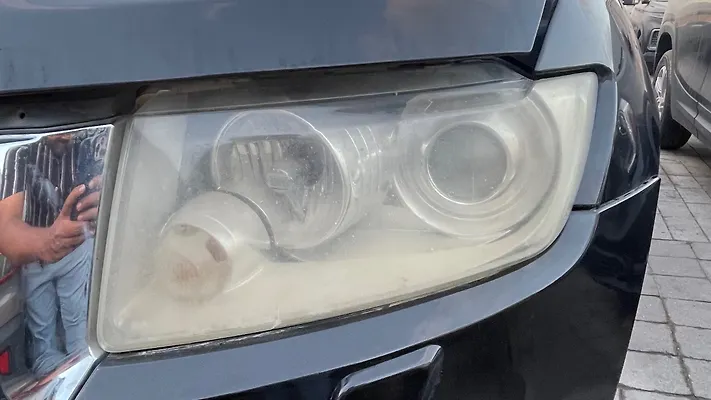 Headlight (LH) - 2012 Jeep Grand Cherokee Laredo WK