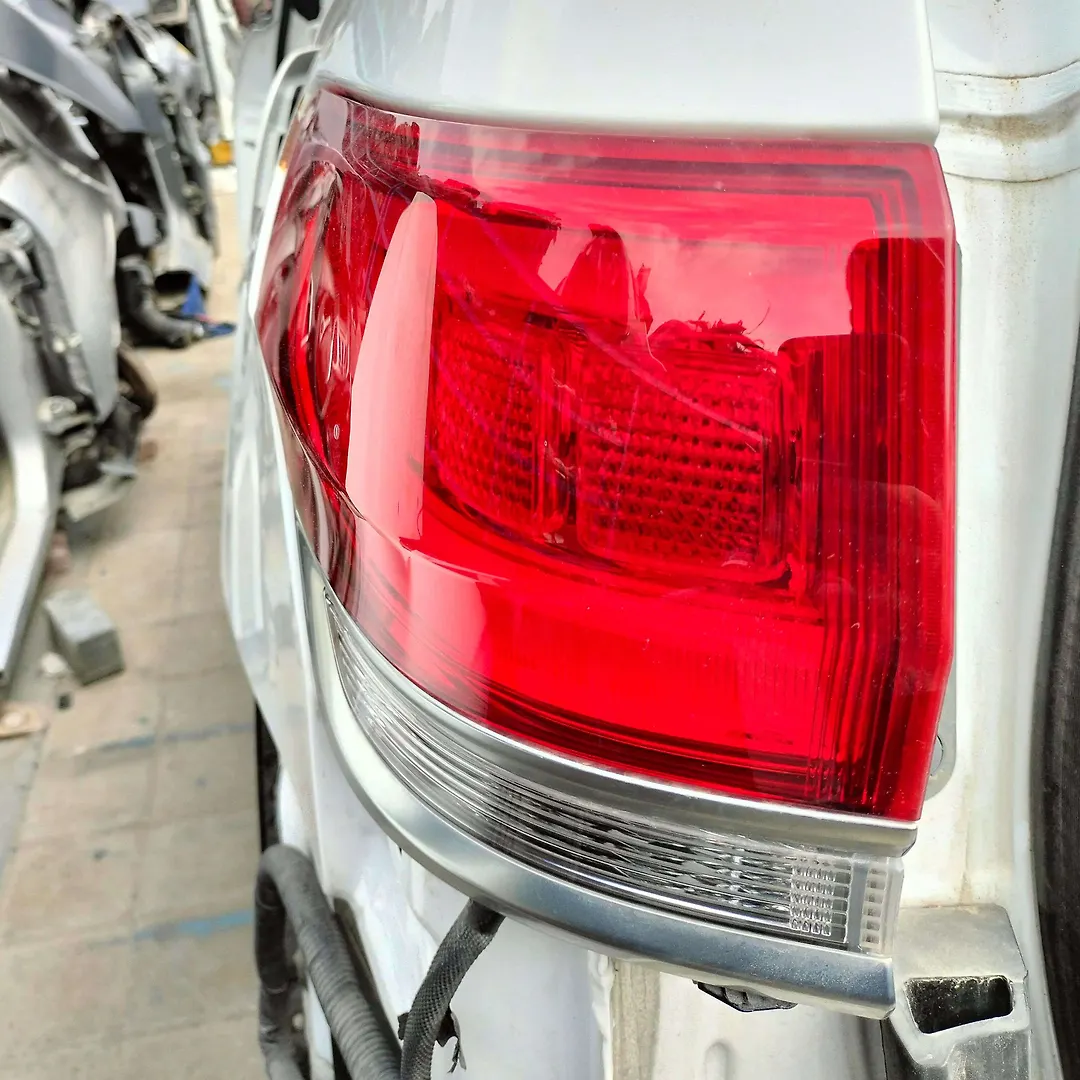 Tail Light (LH) - 2018 Jeep GRAND CHEROKEE
