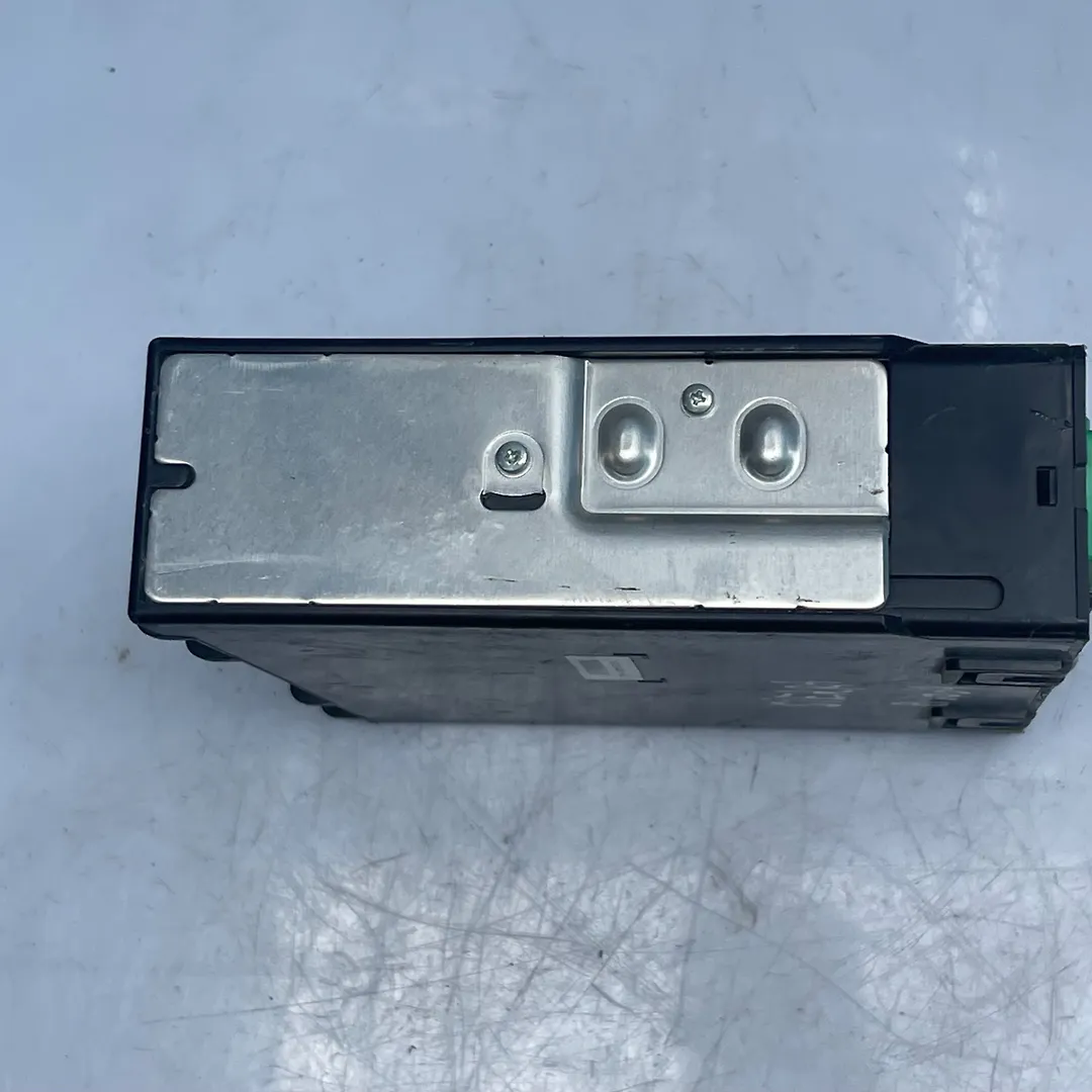 Radio control module - 2015 GMC Sierra