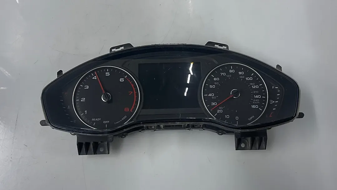 Speedometer - 2017 Audi A4