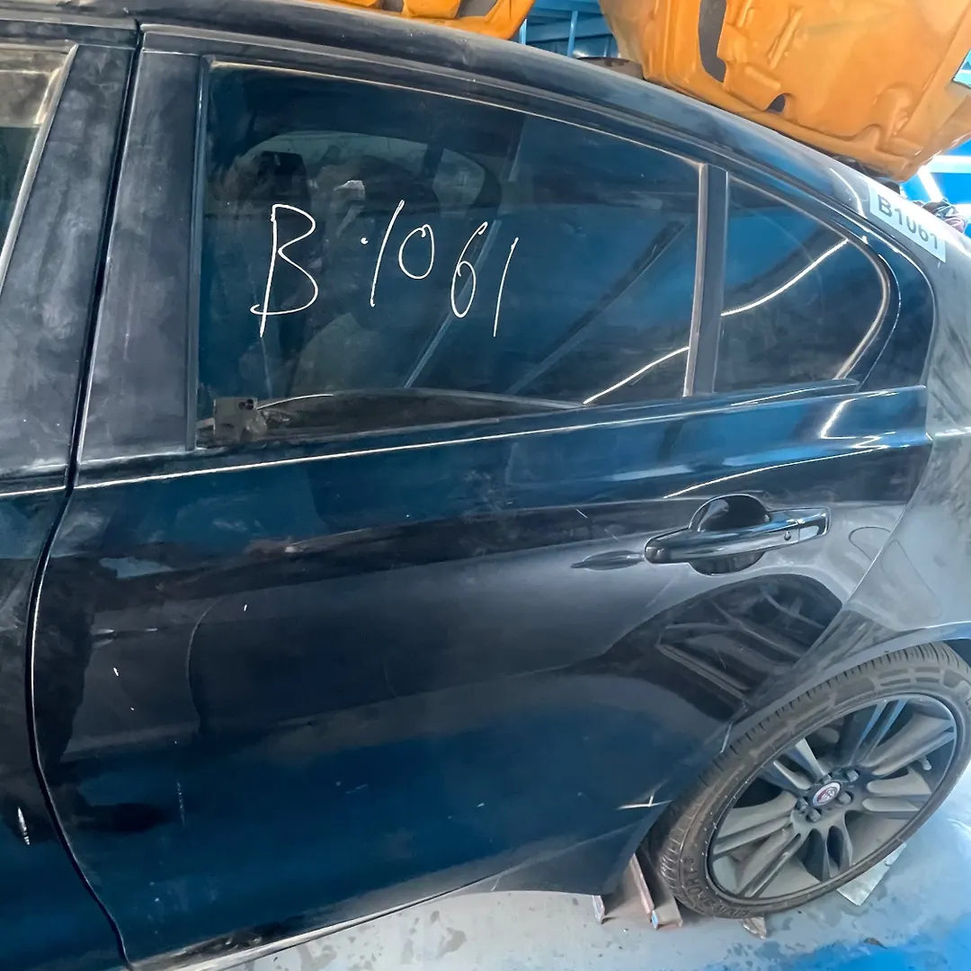 Door (LHB) - 2017 Jaguar XE