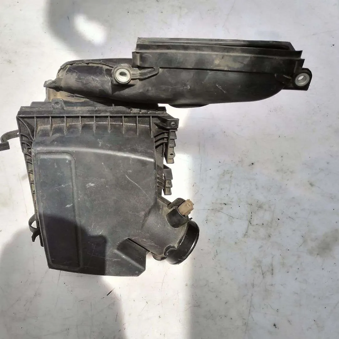 Air cleaner box - 2014 Lincoln MKZ