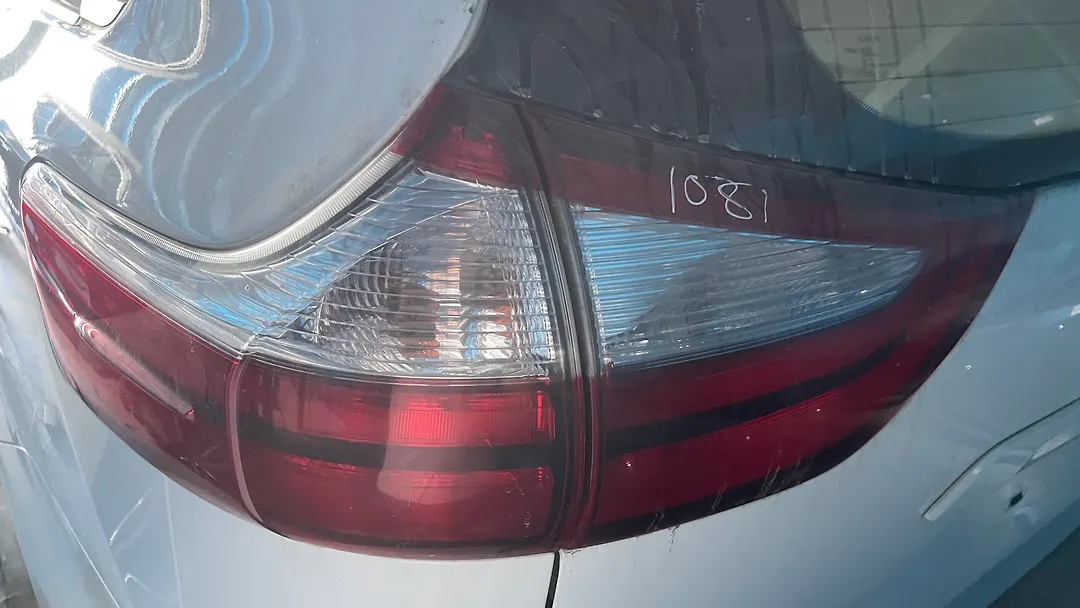 Tail Light (LH) - 2017 Toyota Sienna LE