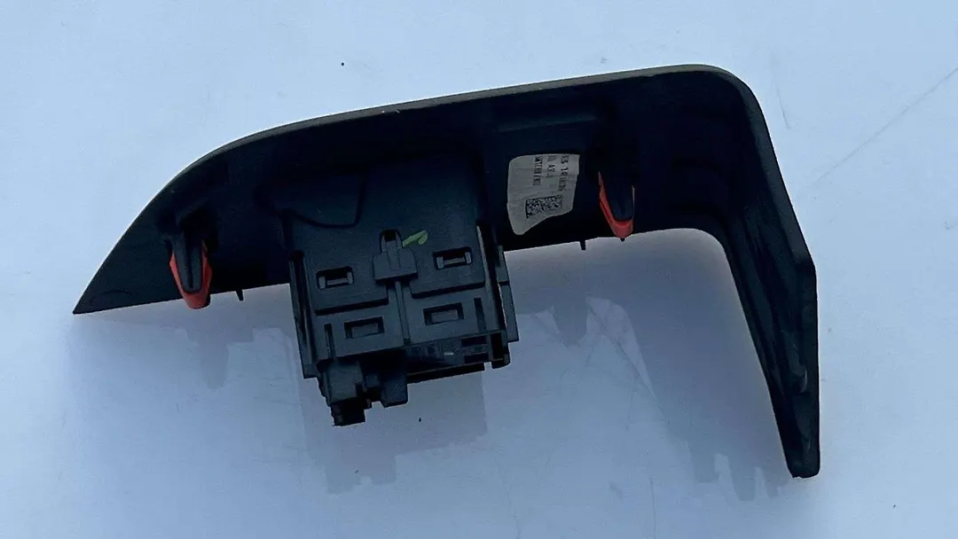 Rear door switch - 2017 Lincoln MKX