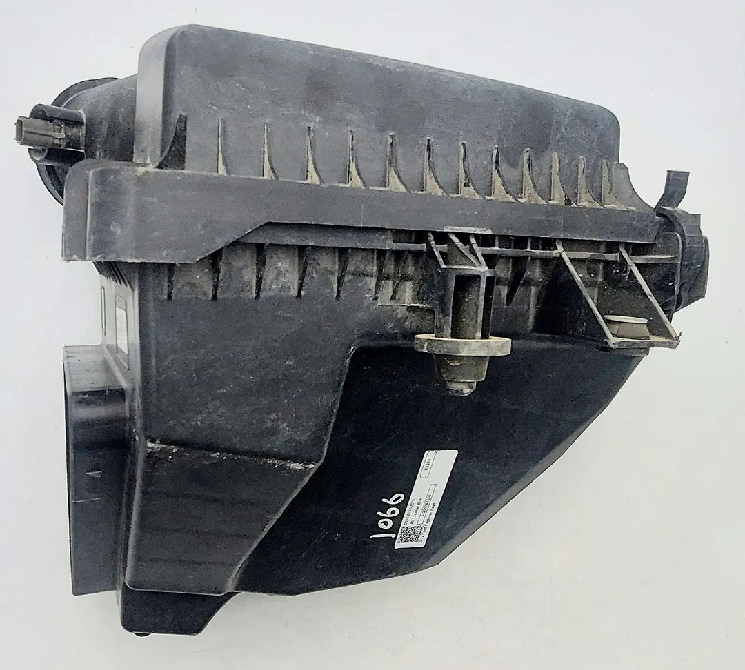 Air cleaner box - 2012 Ford Explorer Base