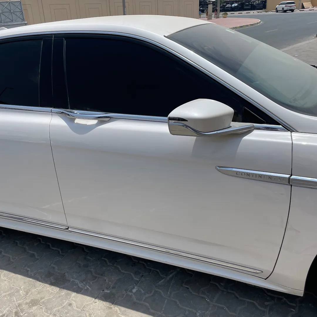 Door (RHF) - 2019 Lincoln Continental Select