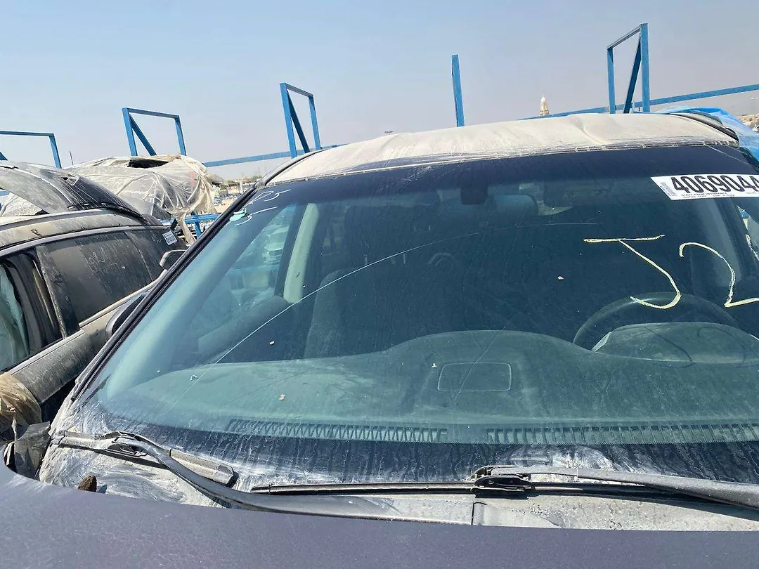 Windshield glass - 2013 Nissan Pathfinder