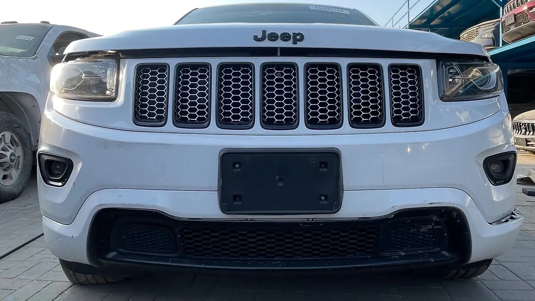 Front Bumper - 2015 Jeep Grand Cherokee LAREDO