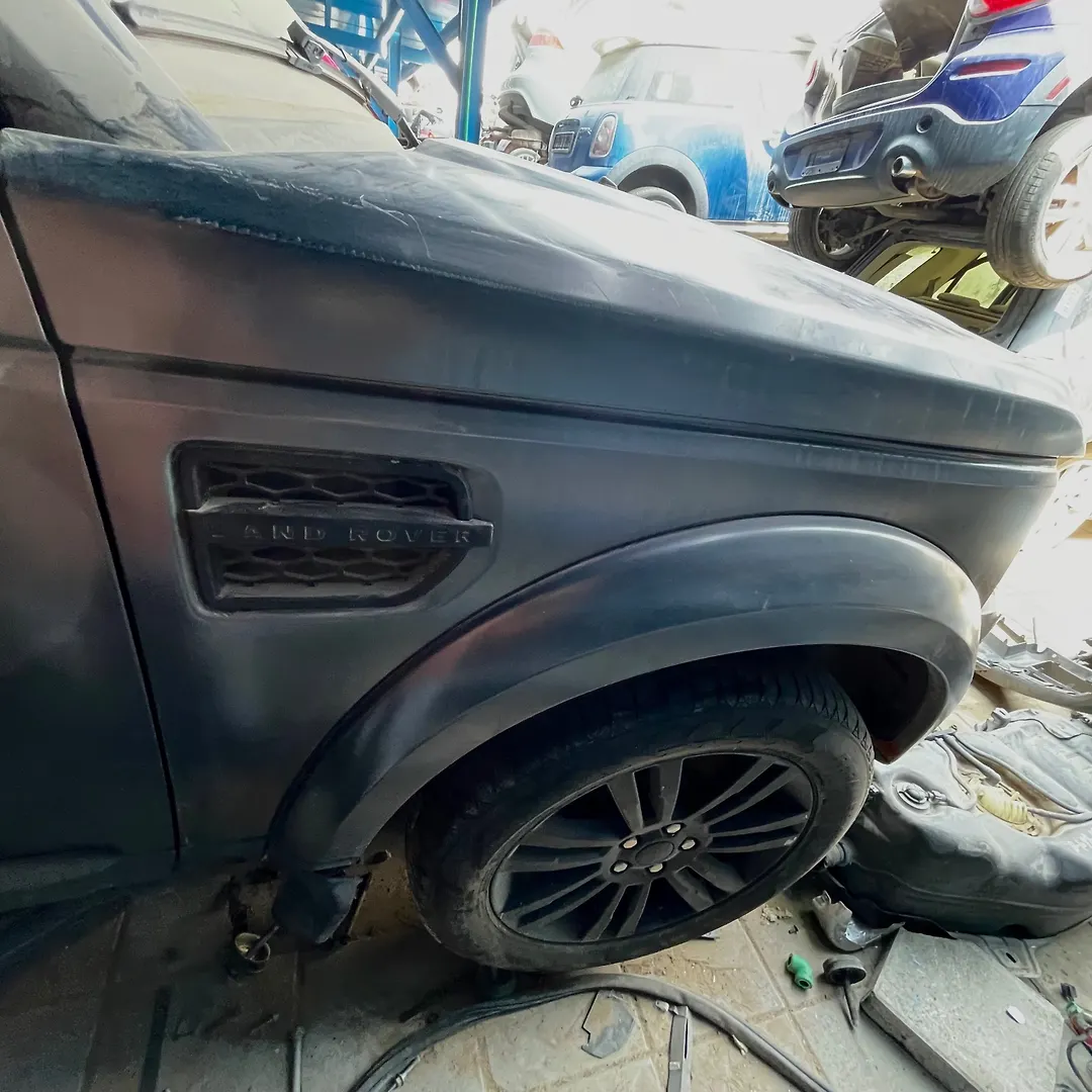 Fender (RHF) - 2015 Land Rover LR4