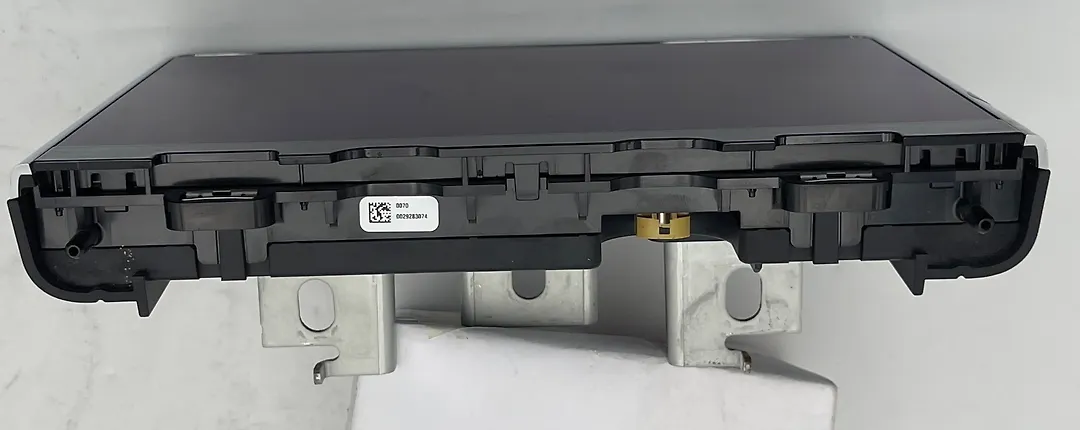 Info-gps-tv screen - 2021 Lincoln Corsair Standard