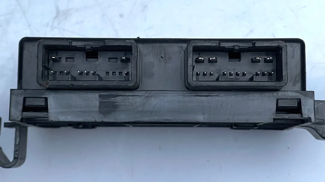 Running board  control module - 2018 Ford Expedition