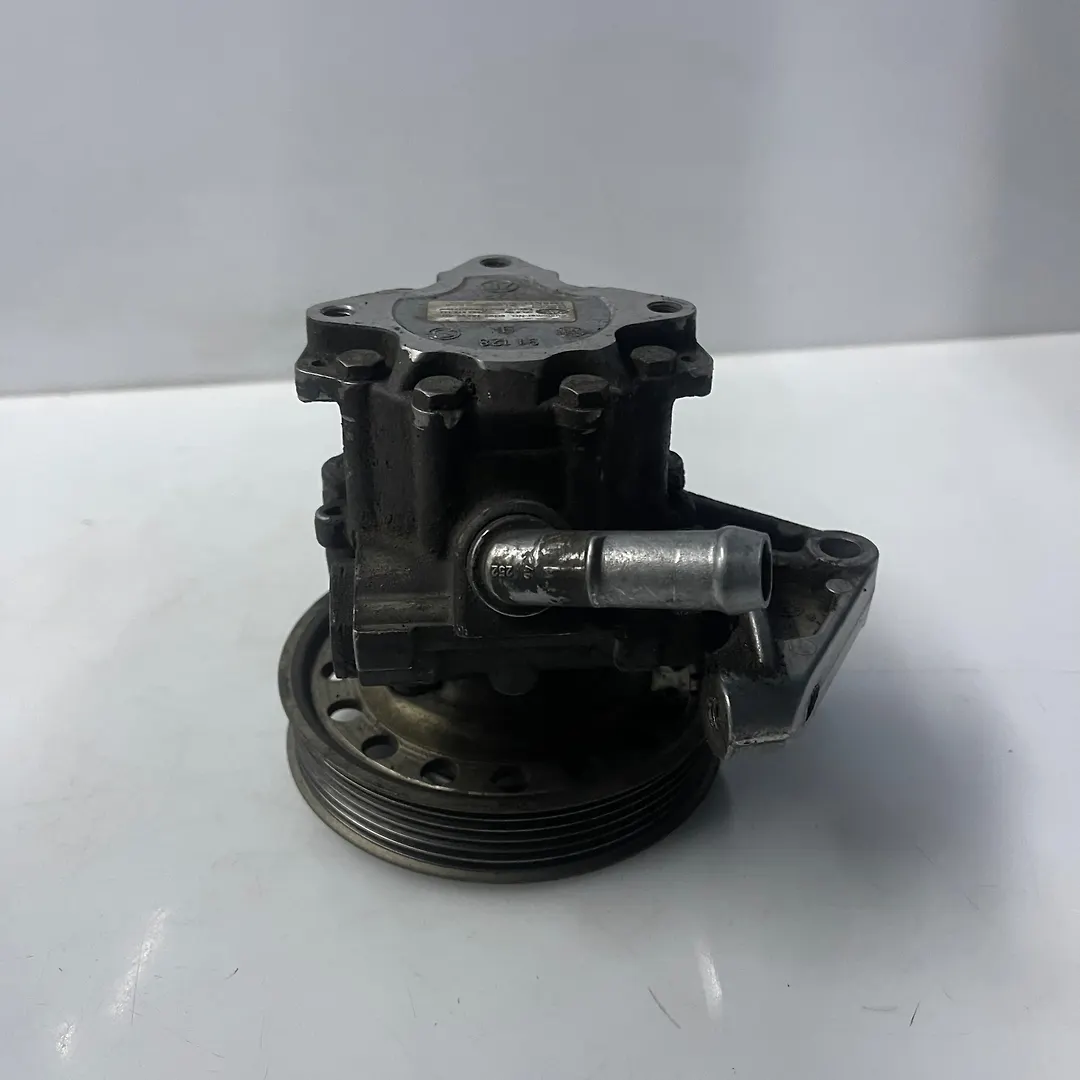 Power steering pump - 2008 Land Rover LR4