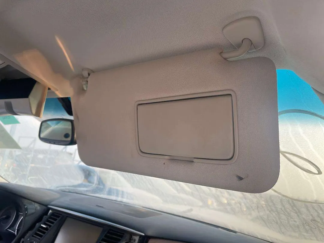 Sun visor - 2014 Infiniti QX80 SUV