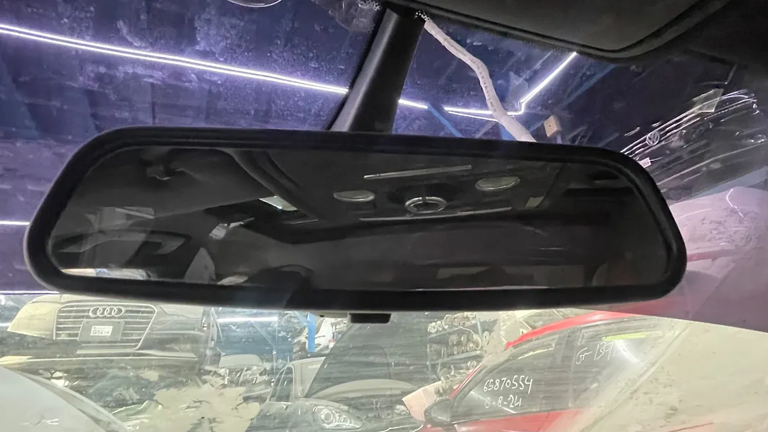 Rear view mirror - 2015 Audi A4 Quattro