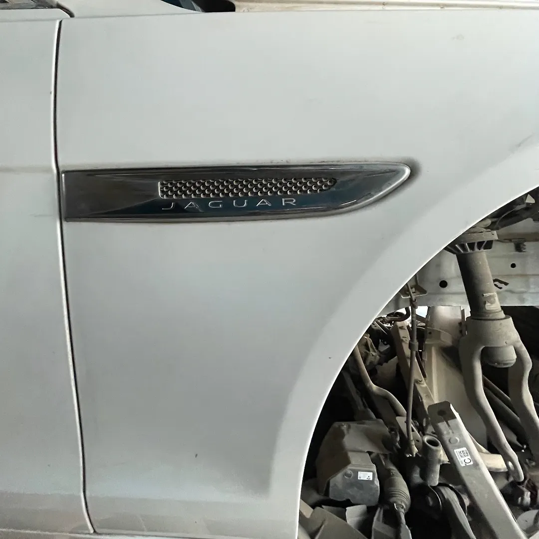 Fender (RHF) - 2016 Jaguar XF