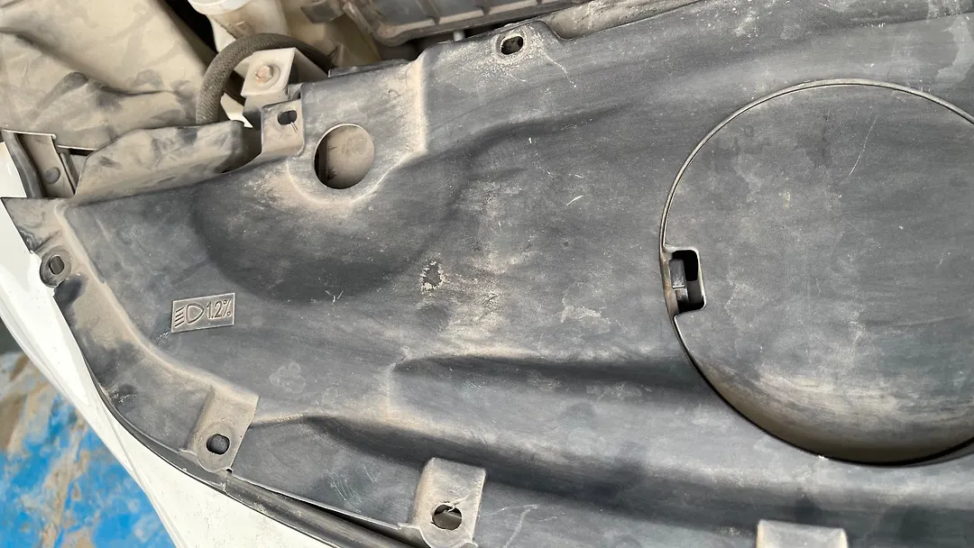 Radiator cover baffle - 2015 Infiniti QX60