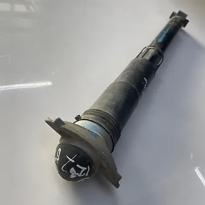 Shock Absober (LHB) - 2020 Audi Q3