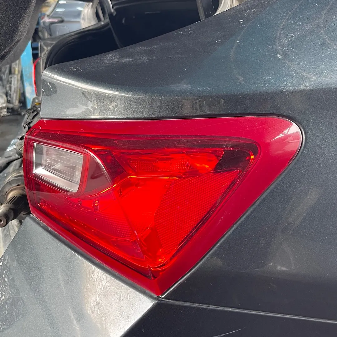 Tail Light (RH) - 2018 Chevrolet Malibu