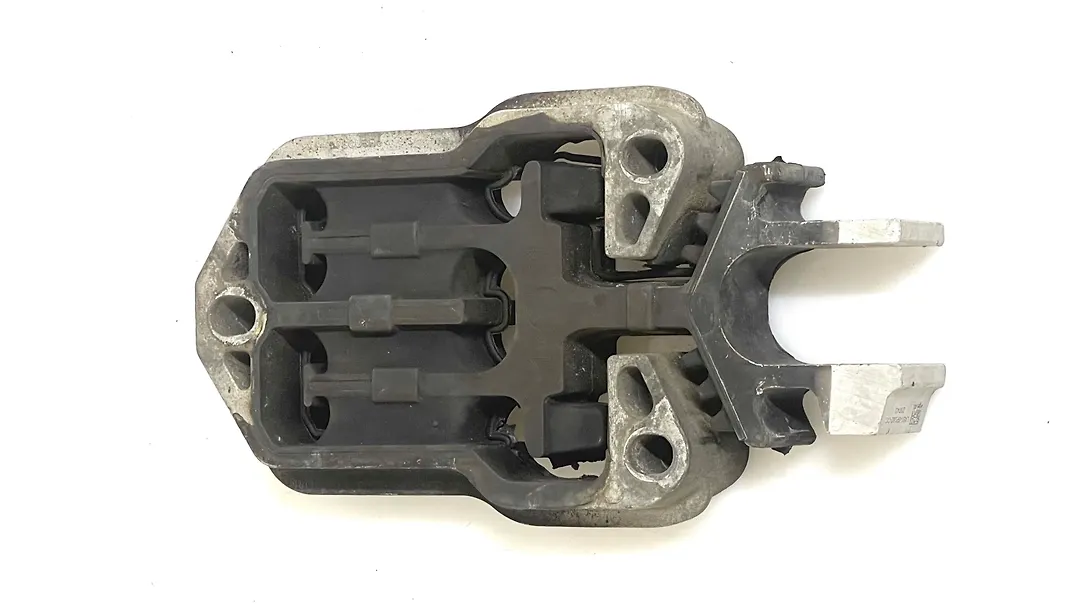 Mount bracket - 2013 Ford Edge SE