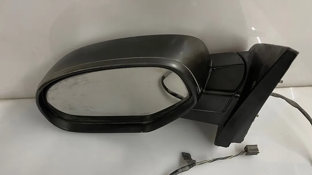 Side Mirror (LH) - 2008 Chevrolet SILVERADO LS