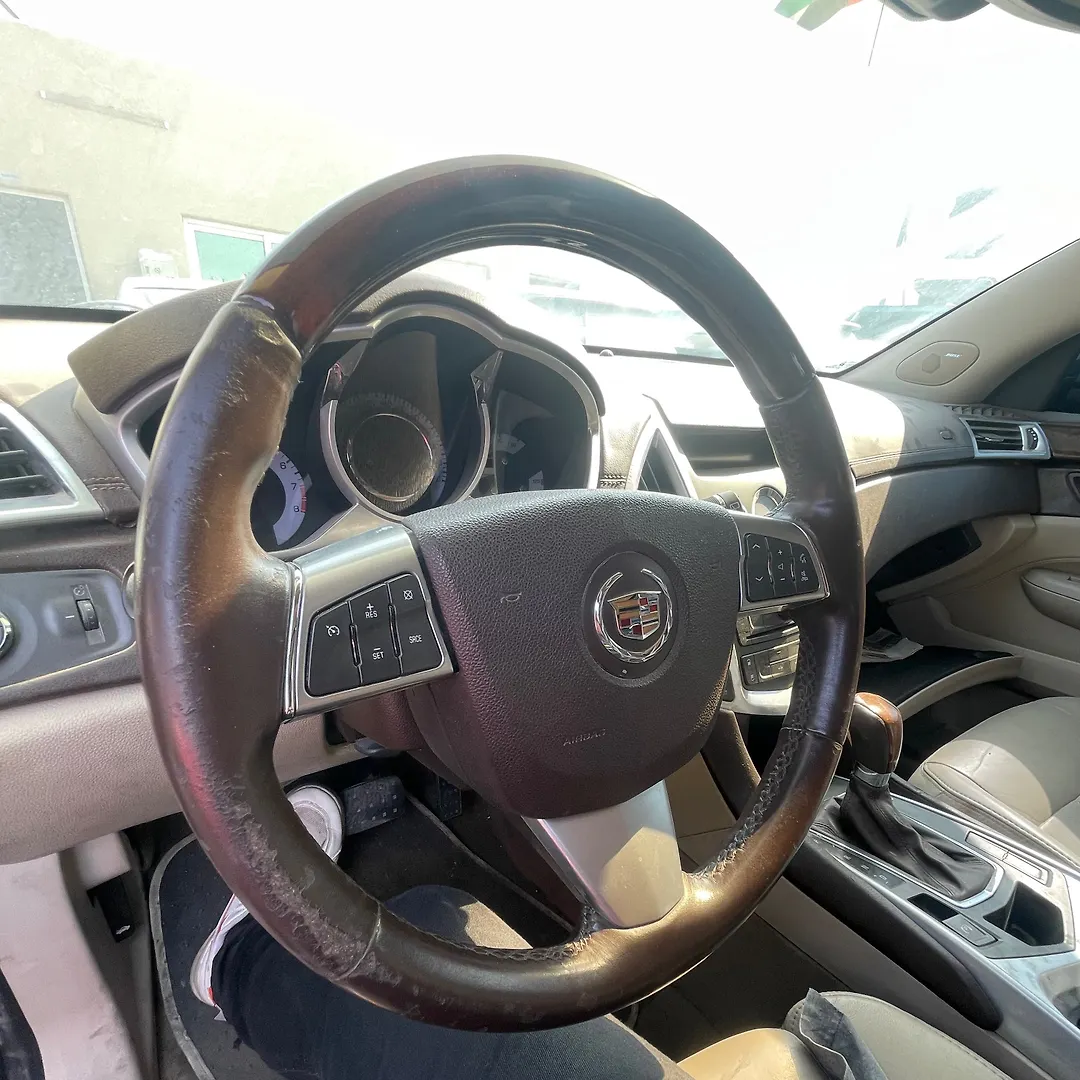 Steering Wheel - 2010 Cadillac SRX Premium