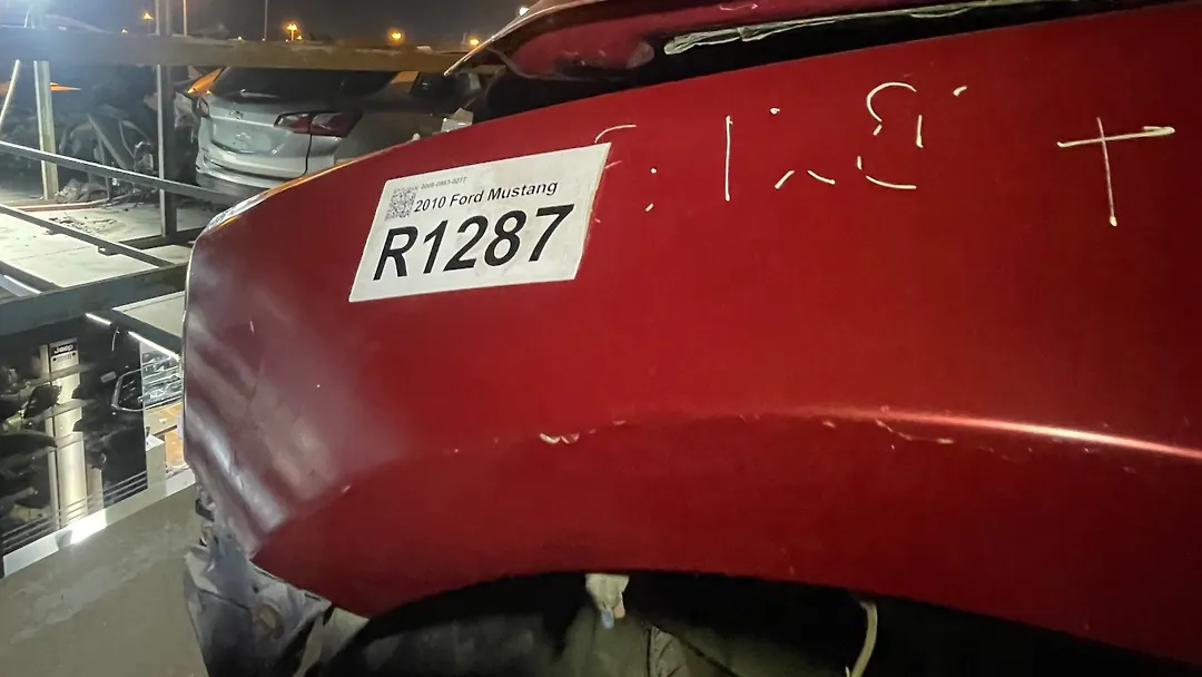 Fender (LHF) - 2010 Ford Mustang GT